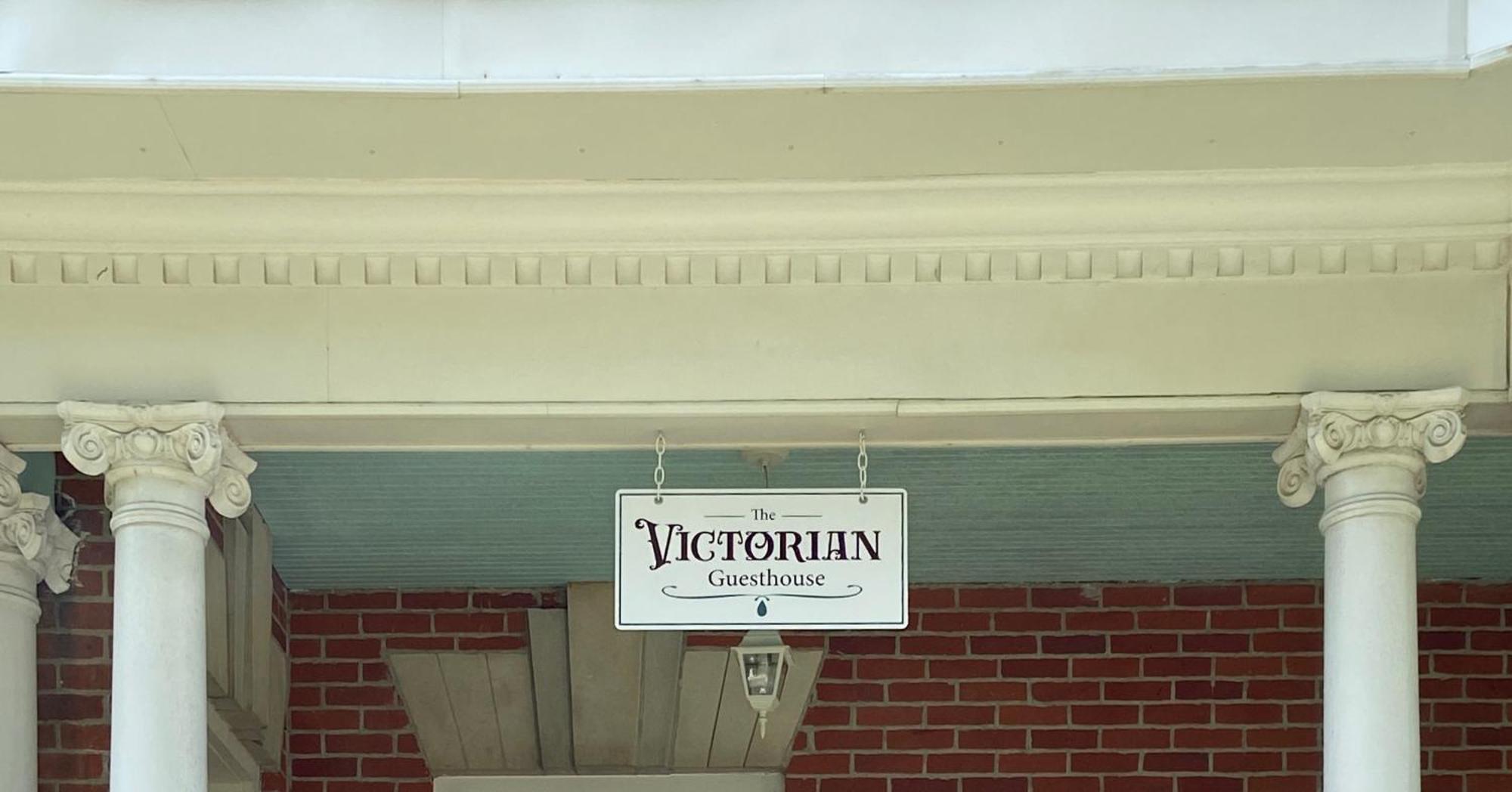 The Victorian Guesthouse Delphos ภายนอก รูปภาพ